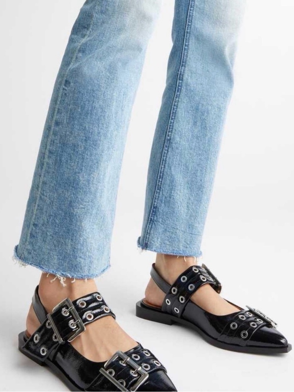 STEVE MADDEN Graya Slingback Buckle Flats Black Leather And Patent Women’s US 8 - Picture 2 of 16